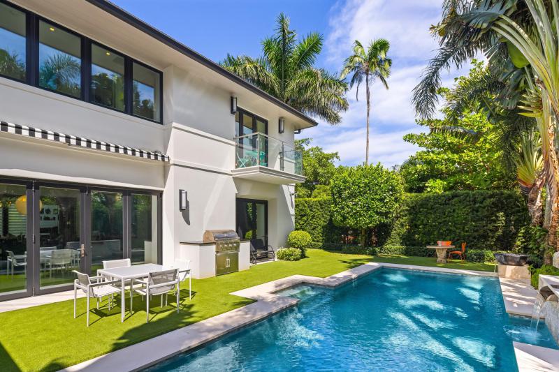  Single Family Homes Photo 47:  Palm Beach,  FL 33480
