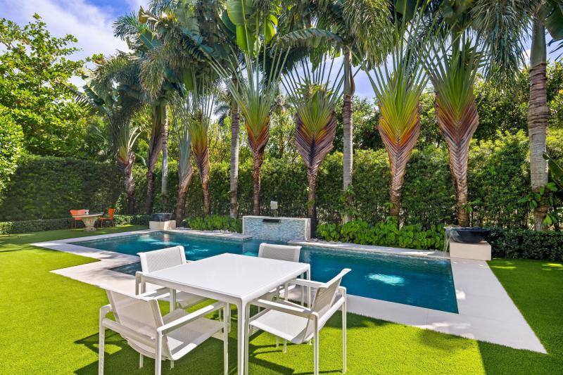  Single Family Homes Photo 48:  Palm Beach,  FL 33480