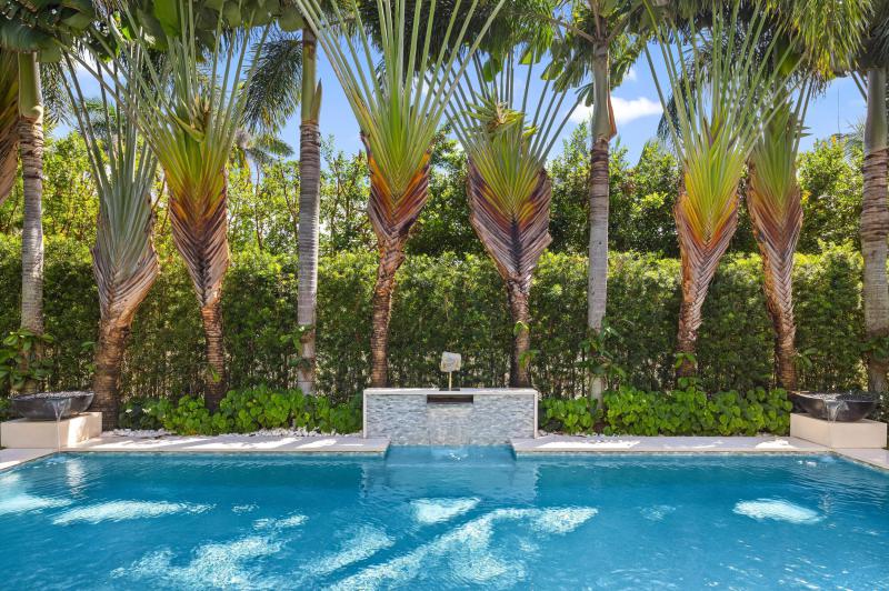  Single Family Homes Photo 49:  Palm Beach,  FL 33480