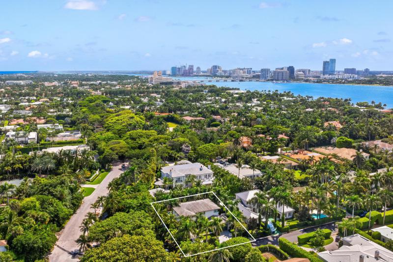  Single Family Homes Photo 58:  Palm Beach,  FL 33480