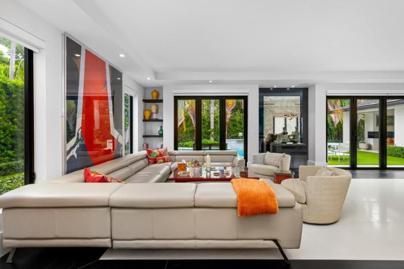  Single Family Homes Photo 8:  Palm Beach,  FL 33480