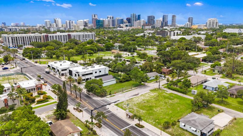  Commercial & Industrial Land Images 