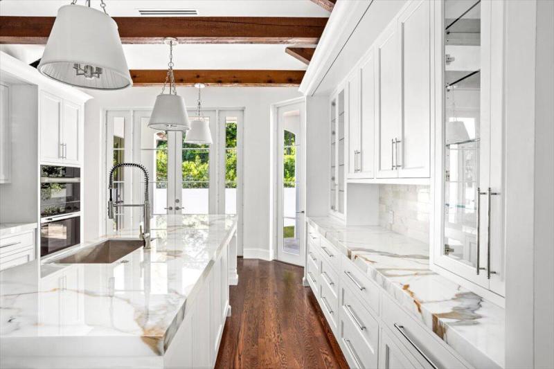  Single Family Homes Photo 11:  Palm Beach,  FL 33480