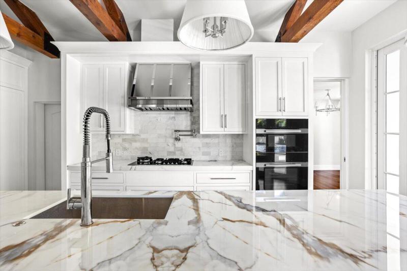  Single Family Homes Photo 12:  Palm Beach,  FL 33480