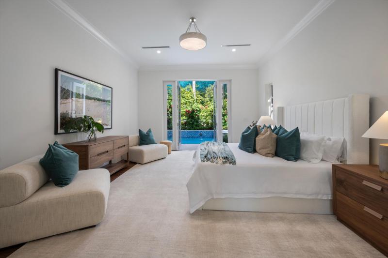  Single Family Homes Photo 16:  Palm Beach,  FL 33480