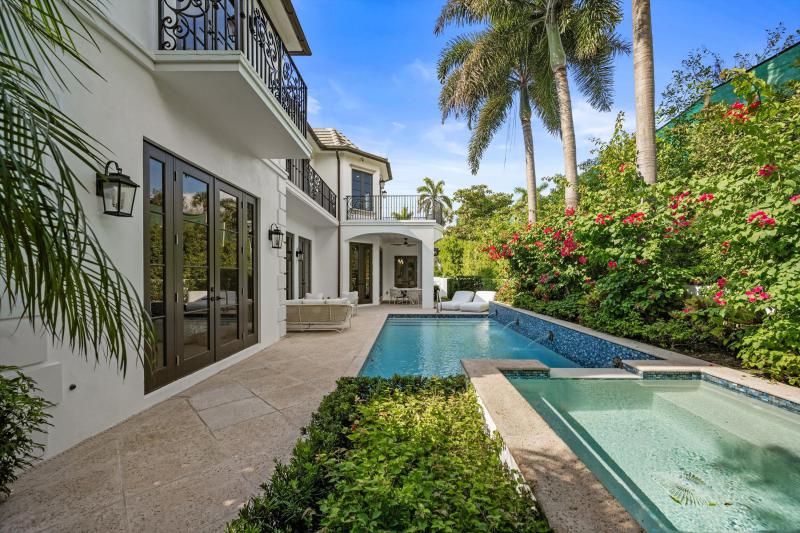  Single Family Homes Photo 34:  Palm Beach,  FL 33480
