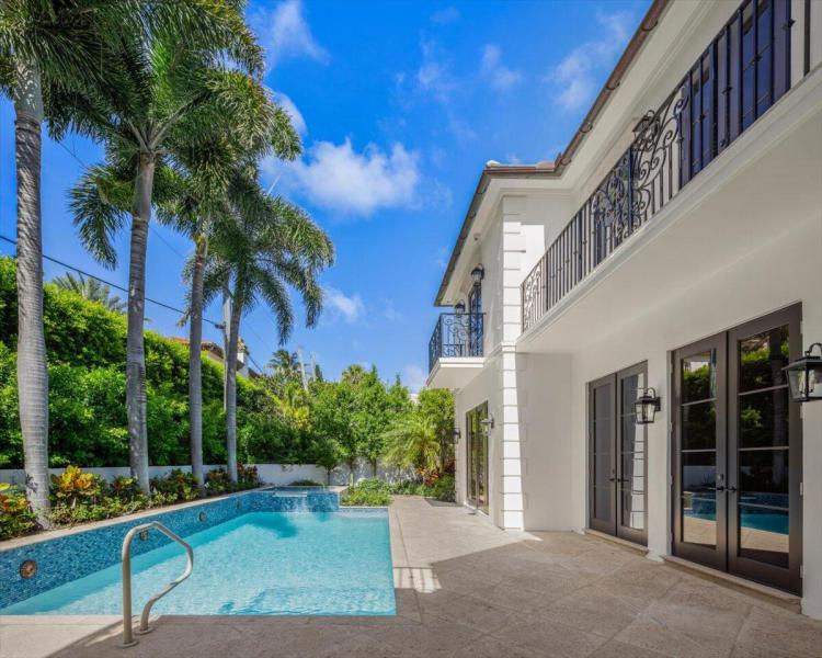  Single Family Homes Photo 56:  Palm Beach,  FL 33480