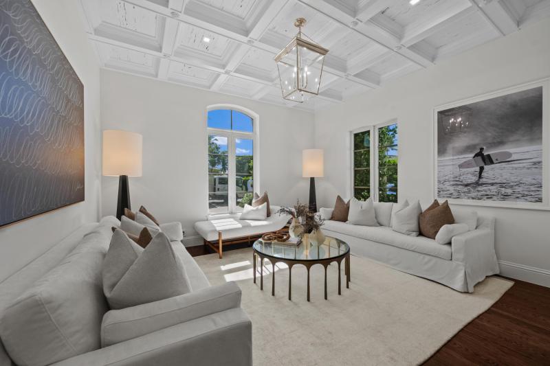  Single Family Homes Photo 9:  Palm Beach,  FL 33480