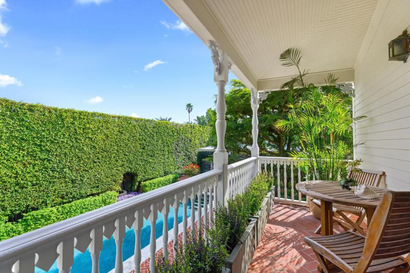  Single Family Homes Photo 20:  Palm Beach,  FL 33480