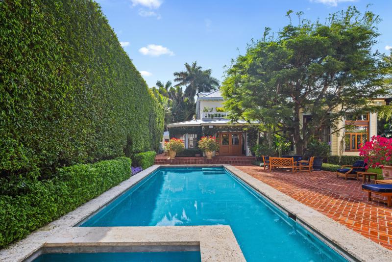  Single Family Homes Photo 28:  Palm Beach,  FL 33480