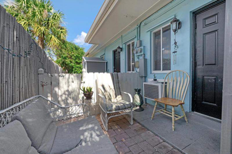 Duplex, Triplex and Fourplex Images