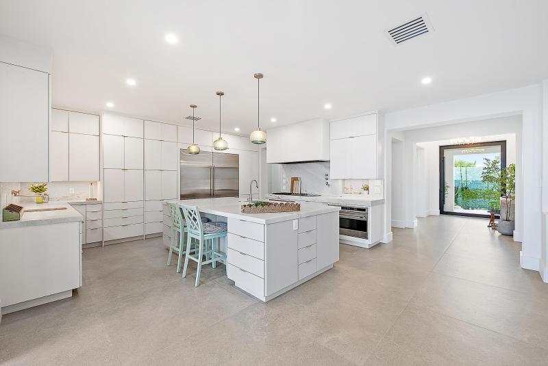  Single Family Homes Photo 16:  Jupiter Inlet Colony,  FL 33469