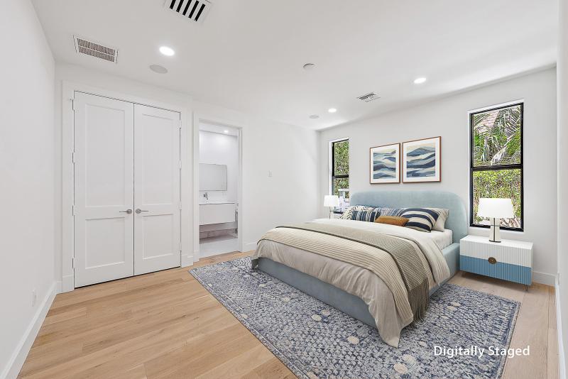 Single Family Homes Photo 27:  Jupiter Inlet Colony,  FL 33469
