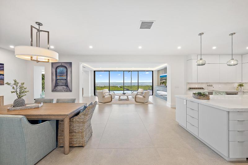  Single Family Homes Photo 8:  Jupiter Inlet Colony,  FL 33469