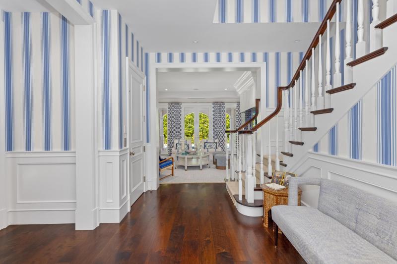  Single Family Homes Photo 12:  Palm Beach,  FL 33480