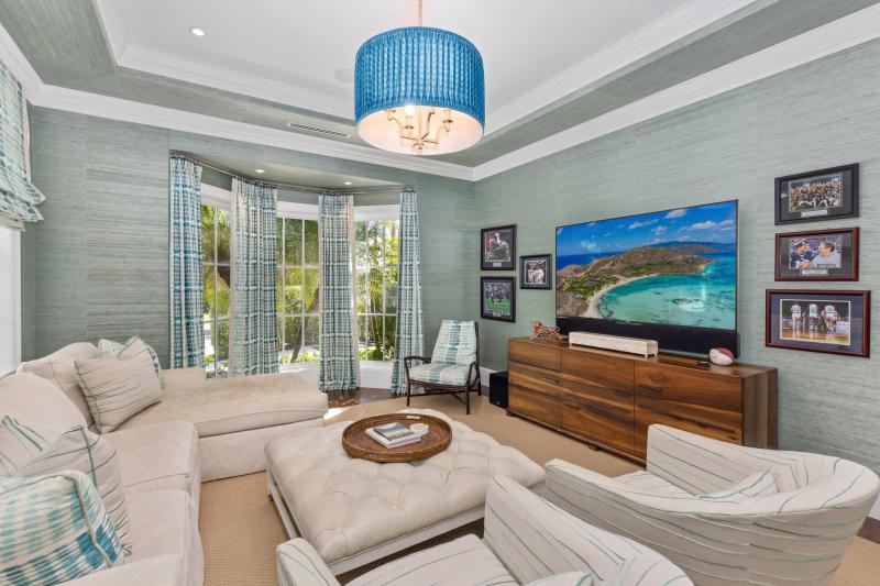  Single Family Homes Photo 25:  Palm Beach,  FL 33480