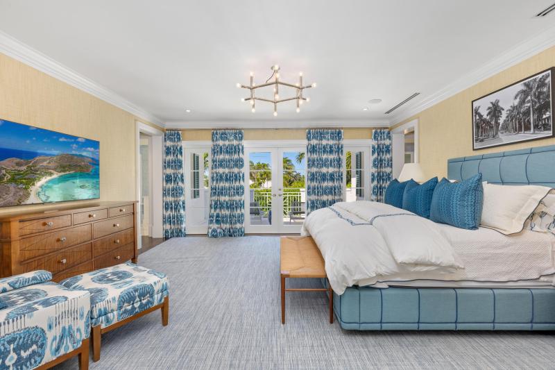  Single Family Homes Photo 33:  Palm Beach,  FL 33480