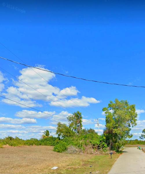  Commercial & Industrial Land Images 