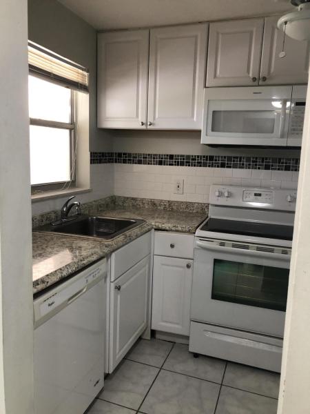  Condo & Townhome Photos