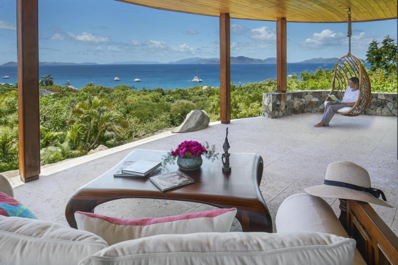  Single Family Homes Photo 10:  Out of Country,  Out of Country 00000