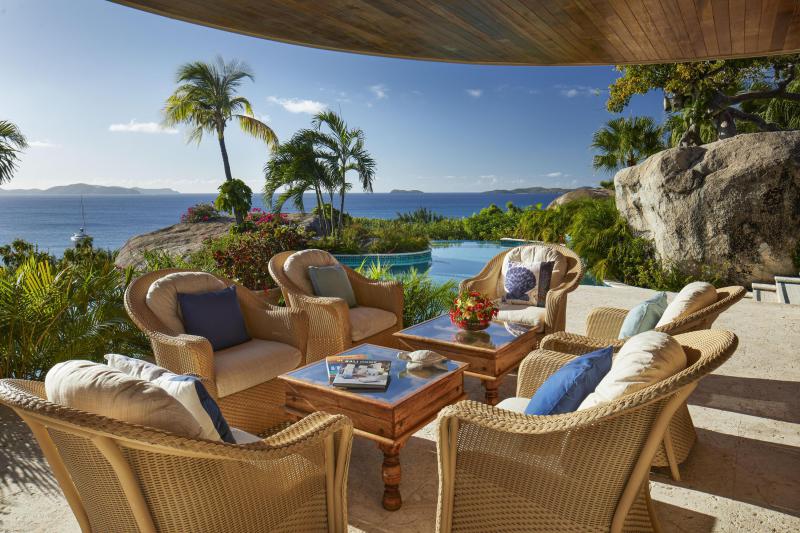  Single Family Homes Photo 14:  Out of Country,  Out of Country 00000