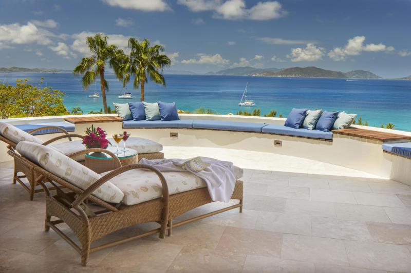  Single Family Homes Photo 7:  Out of Country,  Out of Country 00000