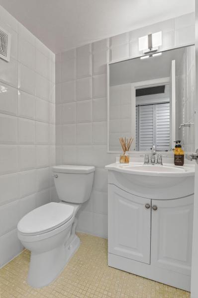  Condo & Townhome Photos