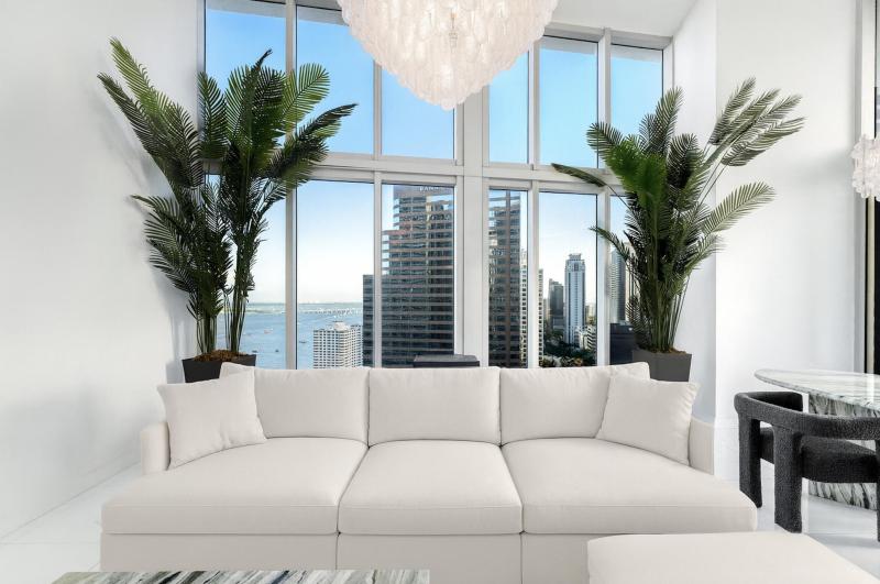  Condo & Townhome Photos