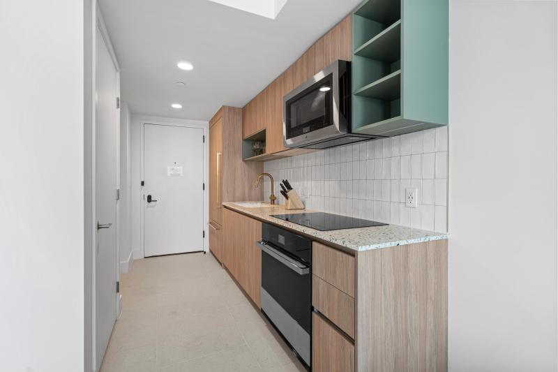  Condo & Townhome Photos