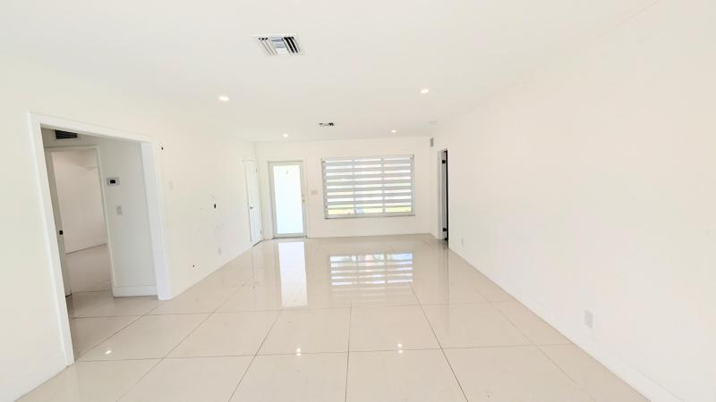  Single Family Homes Photo 13:  Lighthouse Point,  FL 33064