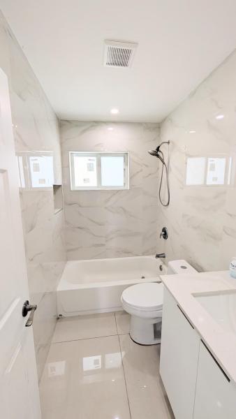  Single Family Homes Photo 7:  Lighthouse Point,  FL 33064