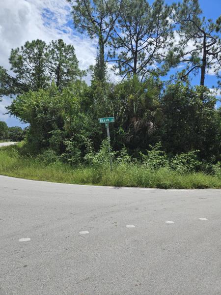  Commercial & Industrial Land Images 