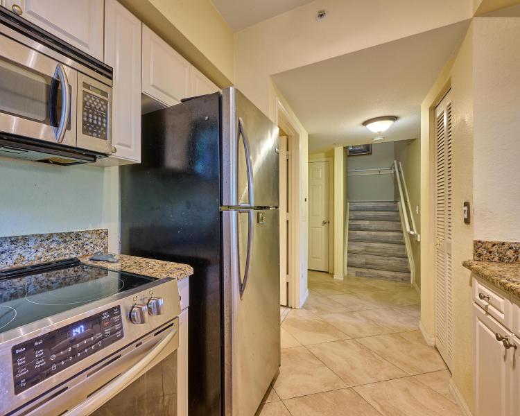  Condo & Townhome Photos