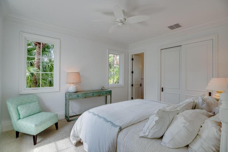  Single Family Homes Photo 144:  Vero Beach,  FL 32963