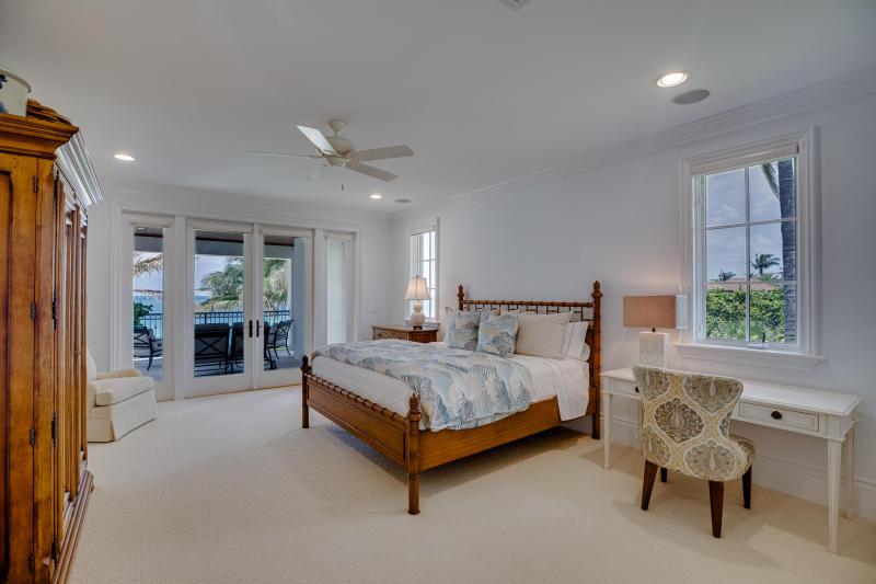  Single Family Homes Photo 64:  Vero Beach,  FL 32963