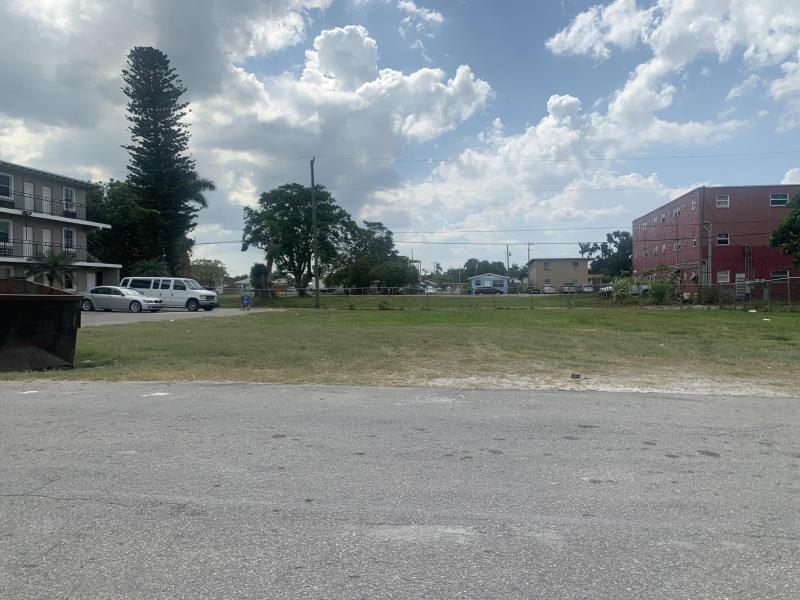  Commercial & Industrial Land Images 