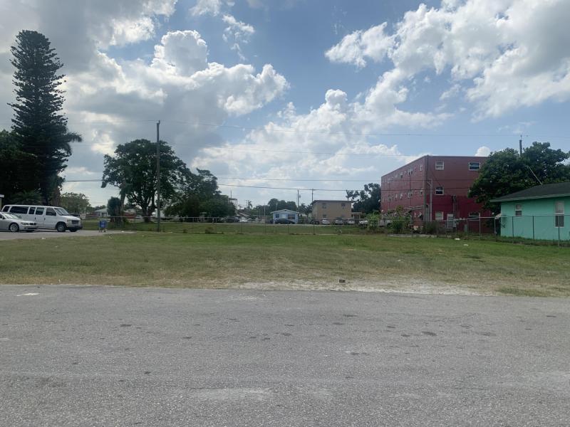  Commercial & Industrial Land Images 