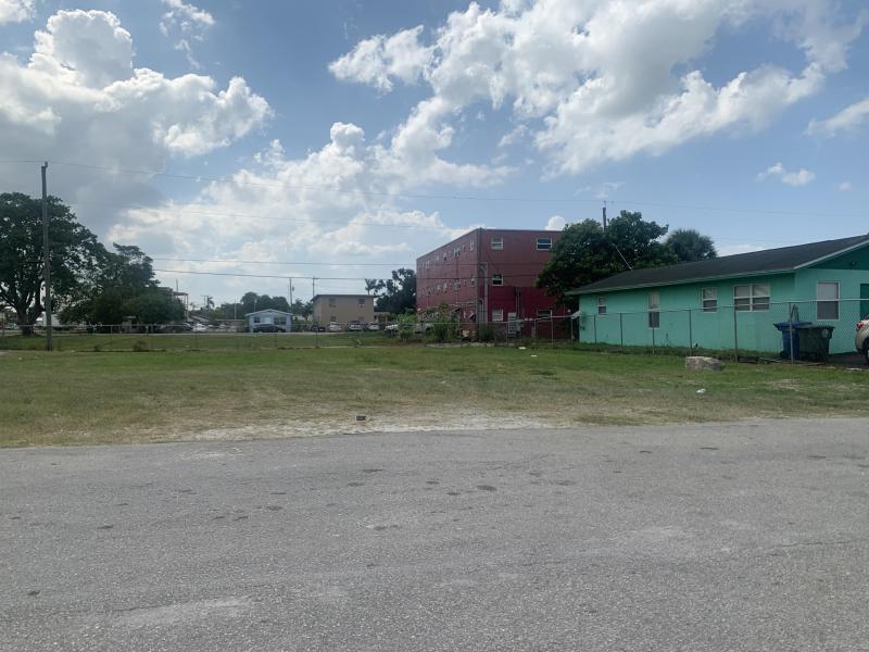  Commercial & Industrial Land Images 