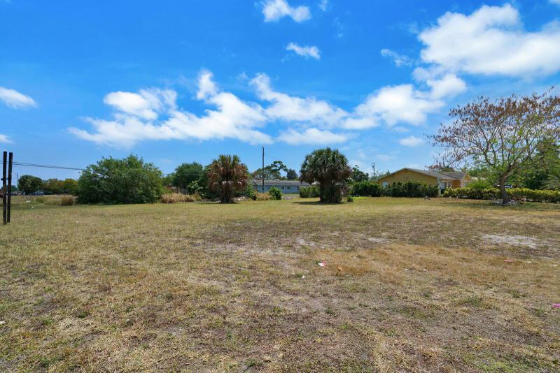  Commercial & Industrial Land Images 