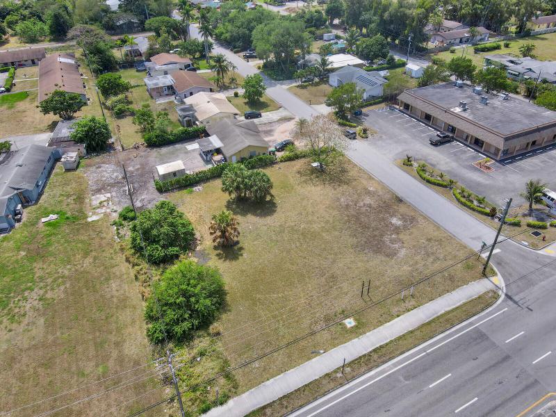  Commercial & Industrial Land Images 