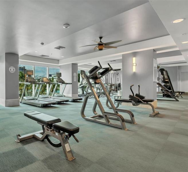  Condo & Townhome Photos