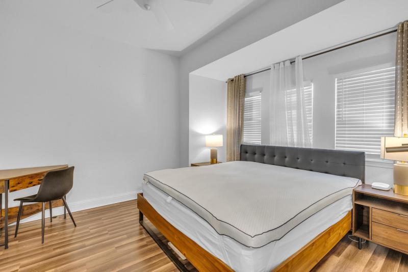  Condo & Townhome Photos