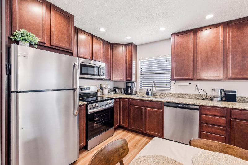 Duplex, Triplex and Fourplex Images