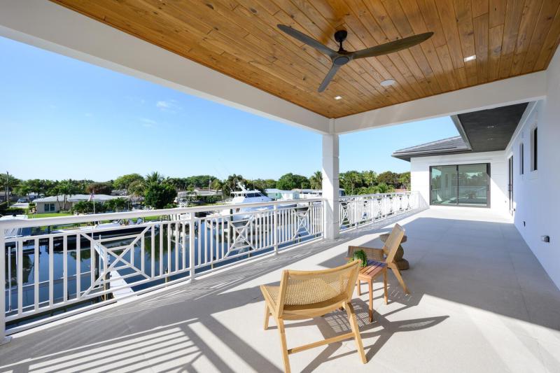  Single Family Homes Photo 30:  Palm Beach Gardens,  FL 33410