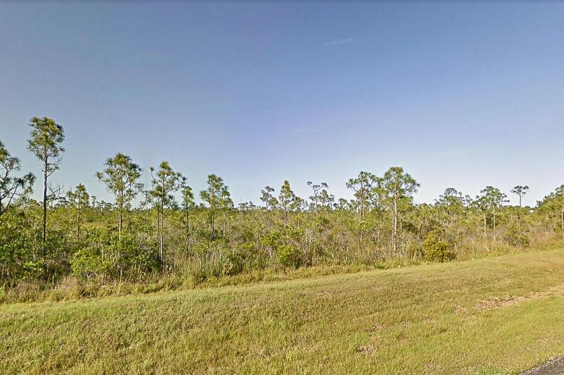  Commercial & Industrial Land Images 