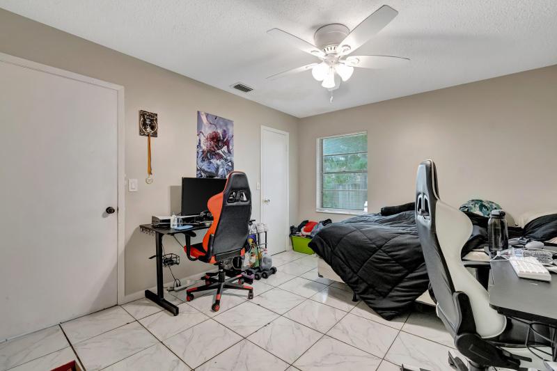 Duplex, Triplex and Fourplex Images