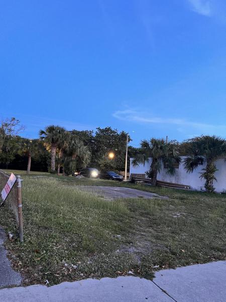  Commercial & Industrial Land Images 