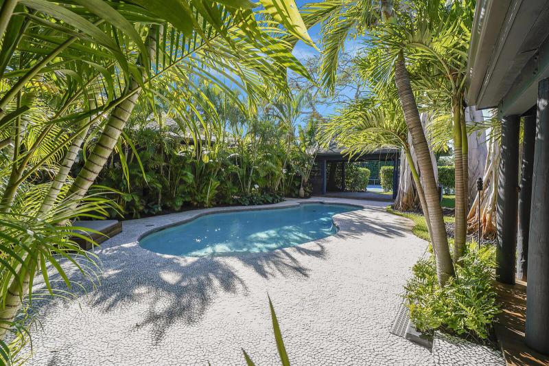  Single Family Homes Photo 29:  West Palm Beach,  FL 33405