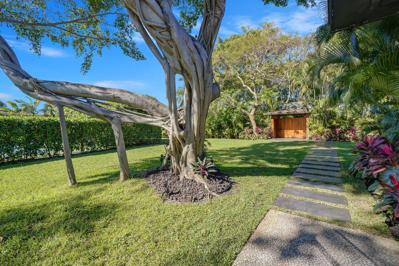 Single Family Homes Photo 43:  West Palm Beach,  FL 33405