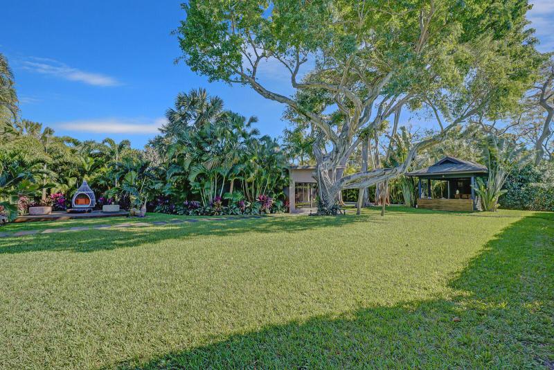  Single Family Homes Photo 44:  West Palm Beach,  FL 33405